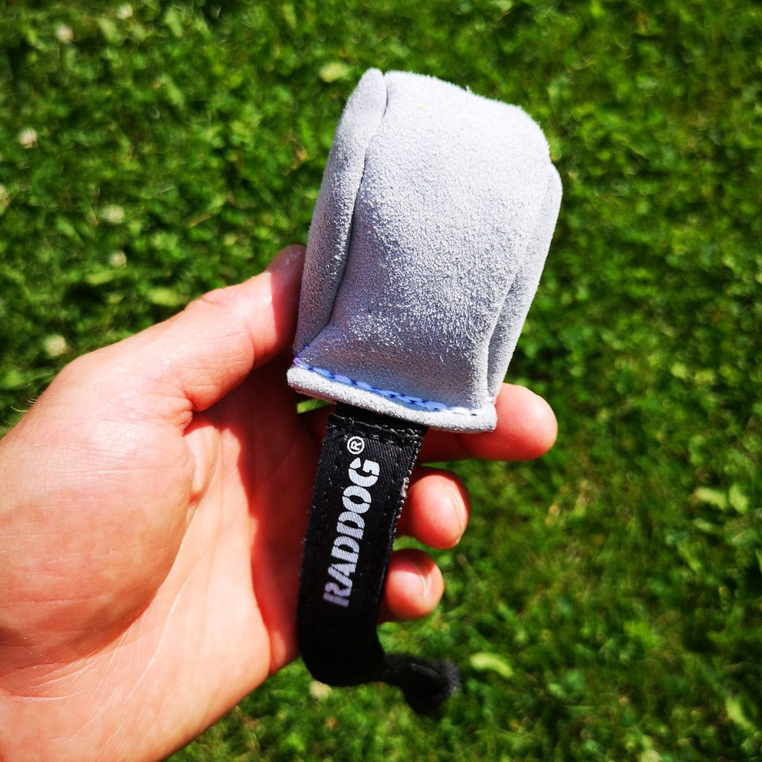 Raddog Puck nahkakiekko liinalla
